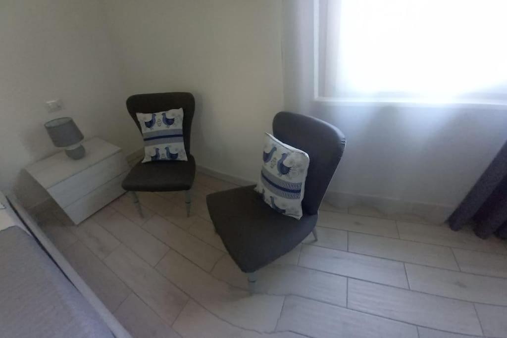 Casa Vacanze Con Giardino I Girasoli - Cin It 09006 - 9 C 2000 R4042- Сорсо Екстериор снимка