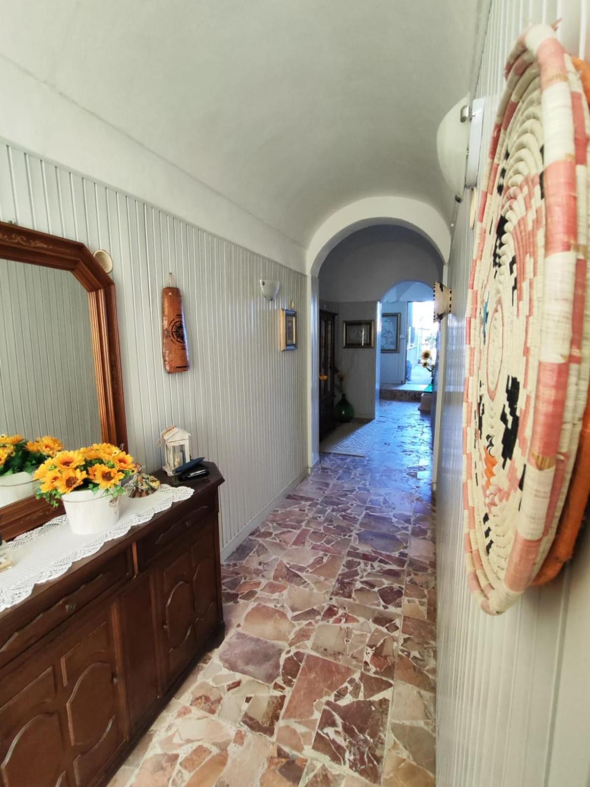 Casa Vacanze Con Giardino I Girasoli - Cin It 09006 - 9 C 2000 R4042- Сорсо Екстериор снимка